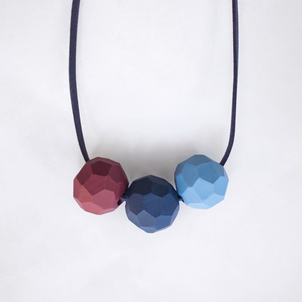 Picture of Frozen berries Necklace 'Builder'