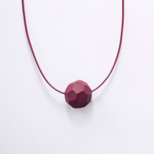 Picture of Small Wine Necklace 'Stones'