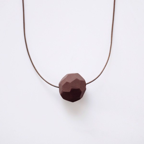 Picture of Small Chocolate Necklace 'Stones'