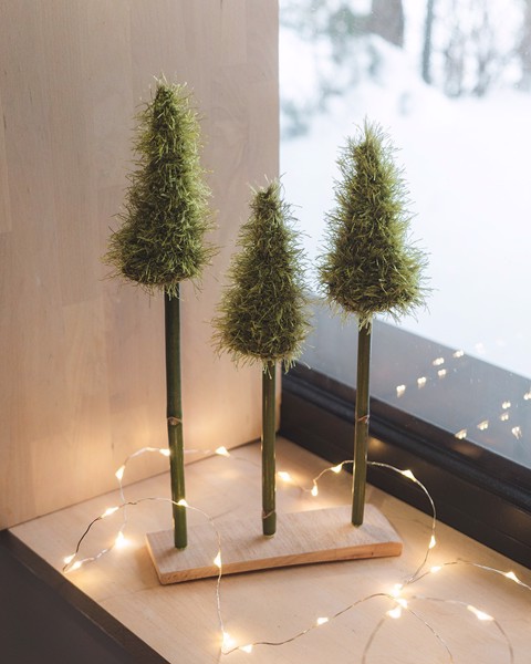 Picture of Fluffy Christmas Trees with wooden base